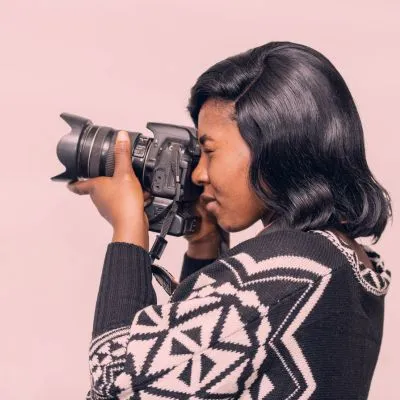 Photographer 6